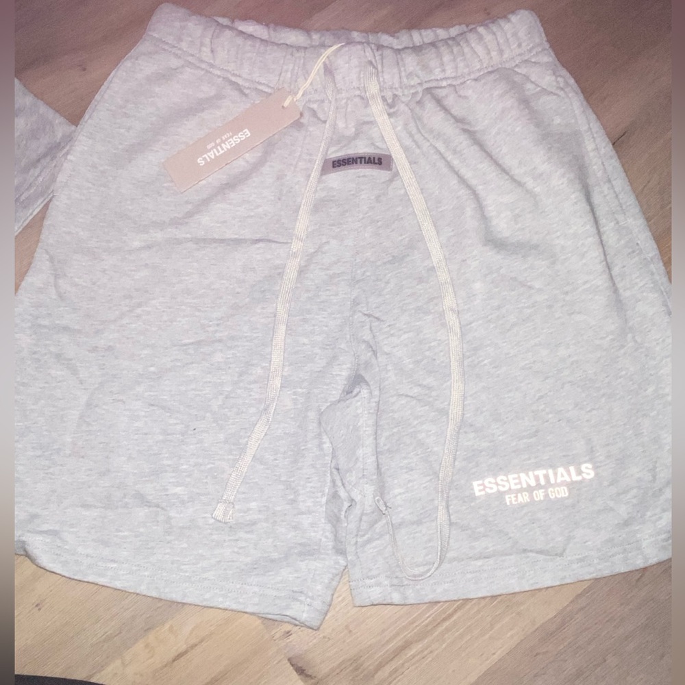 Men’s essentials shorts